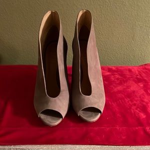 Taupe suede booties